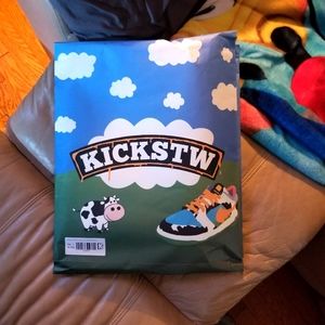 KICKSTW limited Nike Sb Chunky Dunk release tee